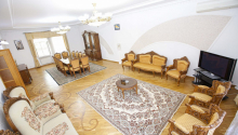 7 otaqlı Villa / Həyət evi, Kirayə (aylıq), Bakı, Səbail