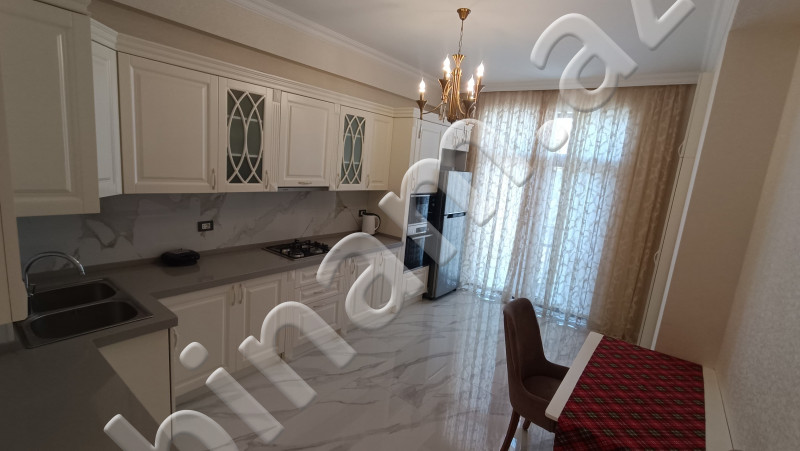 3 otaqlı Yeni tikili, Kirayə (aylıq), Bakı, Yasamal, Nizami
