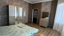 4 otaqlı Villa / Həyət evi, Kirayə (aylıq), Bakı, Səbail