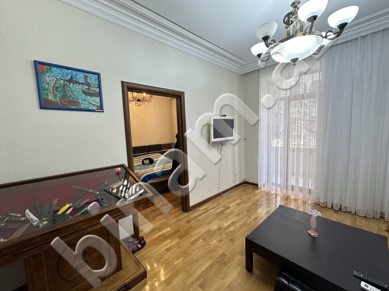 4 otaqlı Köhnə tikili, Satış, Bakı, Səbail, İçəri şəhər