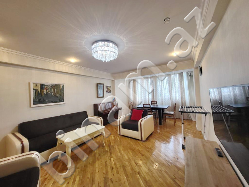 3 otaqlı Köhnə tikili, Kirayə (aylıq), Bakı, Səbail, 28 may