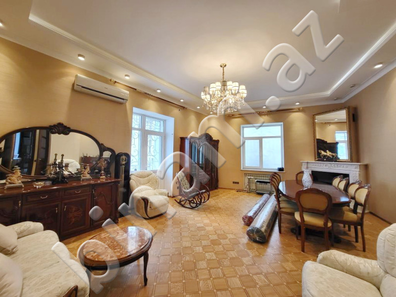 4 otaqlı Köhnə tikili, Kirayə (aylıq), Bakı, Səbail, Sahil