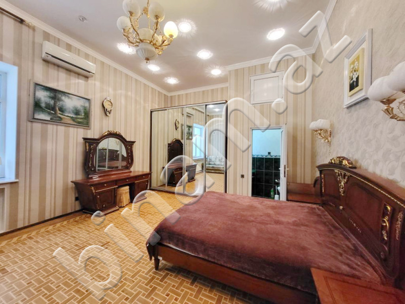 4 otaqlı Köhnə tikili, Kirayə (aylıq), Bakı, Səbail, Sahil