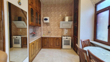 4 otaqlı Köhnə tikili, Kirayə (aylıq), Bakı, Səbail, Sahil