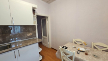3 otaqlı Köhnə tikili, Kirayə (aylıq), Bakı, Yasamal, Elmlər Akademiyası