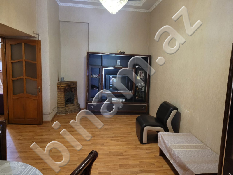 4 otaqlı Köhnə tikili, Kirayə (aylıq), Bakı, Yasamal, Elmlər Akademiyası