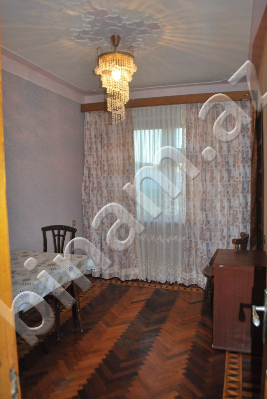 4 otaqlı Köhnə tikili, Satış, Bakı, Nərimanov