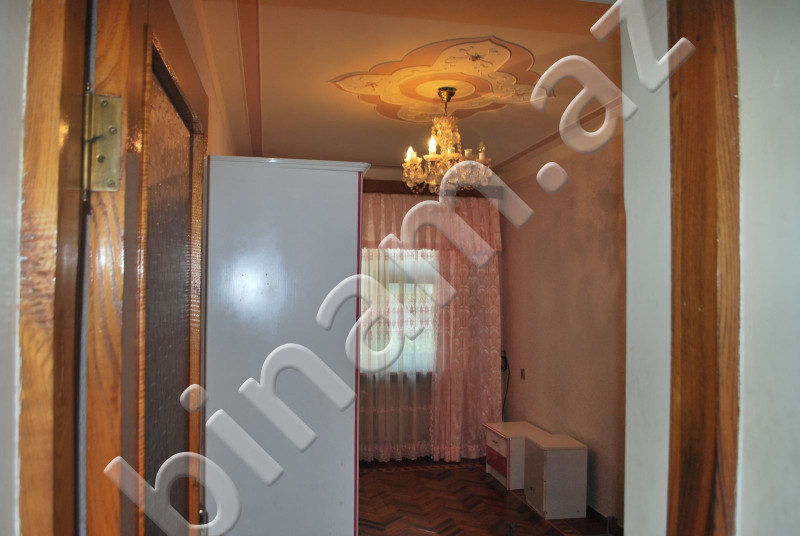 4 otaqlı Köhnə tikili, Satış, Bakı, Nərimanov