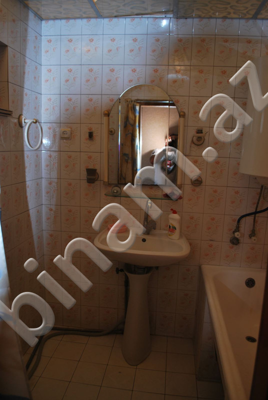 4 otaqlı Köhnə tikili, Satış, Bakı, Nərimanov