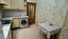 3 otaqlı Köhnə tikili, Kirayə (aylıq), Bakı
