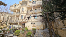 10 otaqlı Villa / Həyət evi