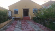 3 otaqlı Villa / Həyət evi