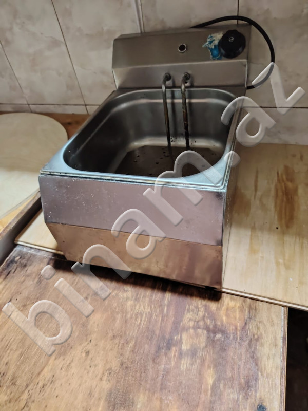 1 otaqlı Obyekt, Kirayə (aylıq), Bakı, Nəsimi, Memar Əcəmi