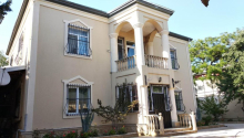 9 otaqlı Villa / Həyət evi