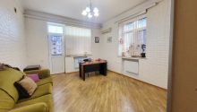 5 otaqlı Ofis