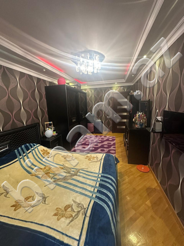 4 otaqlı Köhnə tikili, Satış, Bakı