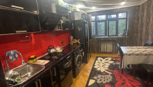 4 otaqlı Köhnə tikili, Satış, Bakı