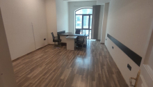 6 otaqlı Ofis