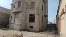 7 otaqlı Villa / Həyət evi