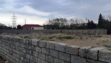 40 sot Torpaq, Satış, Xırdalan