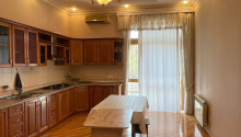 10 otaqlı Villa / Həyət evi, Kirayə (aylıq), Bakı, Səbail