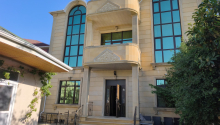8 otaqlı Villa / Həyət evi