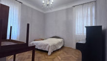 3 otaqlı Köhnə tikili, Kirayə (aylıq), Bakı, Yasamal, Elmlər Akademiyası