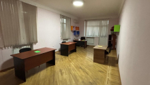 5 otaqlı Ofis