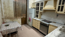 3 otaqlı Köhnə tikili, Kirayə (aylıq), Bakı, Səbail, Sahil