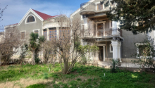 28 otaqlı Bağ evləri