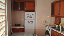 3 otaqlı Köhnə tikili, Kirayə (aylıq), Bakı, Yasamal, Elmlər Akademiyası