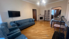 3 otaqlı Köhnə tikili, Kirayə (aylıq), Bakı, Səbail, İçəri şəhər