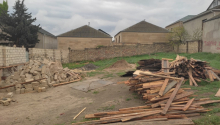 6 sot Torpaq, Satış, Xırdalan