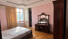 4 otaqlı Köhnə tikili, Kirayə (aylıq), Bakı, Yasamal, Elmlər Akademiyası