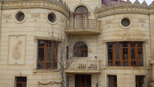 10 otaqlı Villa / Həyət evi