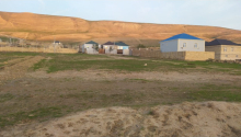 5 sot Torpaq, Satış, Abşeron