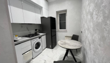 3 otaqlı Köhnə tikili, Kirayə (aylıq), Bakı, Səbail