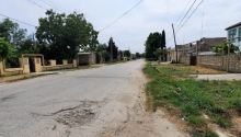 6 sot Torpaq, Satış, Xaçmaz