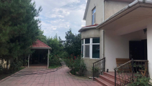 6 otaqlı Villa / Həyət evi