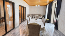 6 otaqlı Villa / Həyət evi