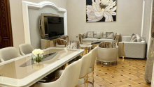 8 otaqlı Villa / Həyət evi