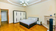 3 otaqlı Köhnə tikili, Kirayə (gündəlik), Bakı, Səbail, Sahil