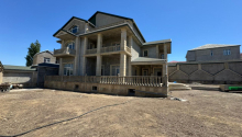 7 otaqlı Villa / Həyət evi