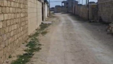 12 sot Torpaq, Satış, Abşeron
