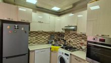 3 otaqlı Köhnə tikili, Satış, Bakı, Yasamal, İçəri şəhər