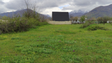 5 sot Torpaq, Satış, Qəbələ