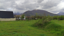5 sot Torpaq, Satış, Qəbələ