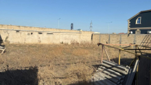 8 sot Torpaq, Satış, Xırdalan