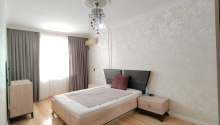 4 otaqlı Köhnə tikili, Satış, Bakı