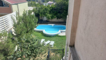 10 otaqlı Villa / Həyət evi